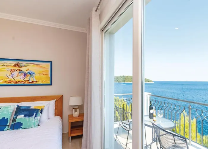 5 Bedroom Lovely In Casa vacanze Smokvica (Korcula)