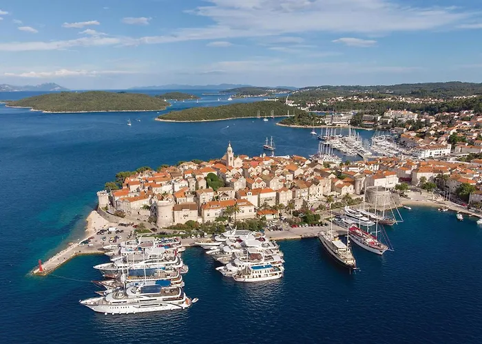 5 Bedroom Lovely In * Smokvica (Korcula)