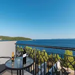 Amazing In Vikendica Smokvica (Korcula)