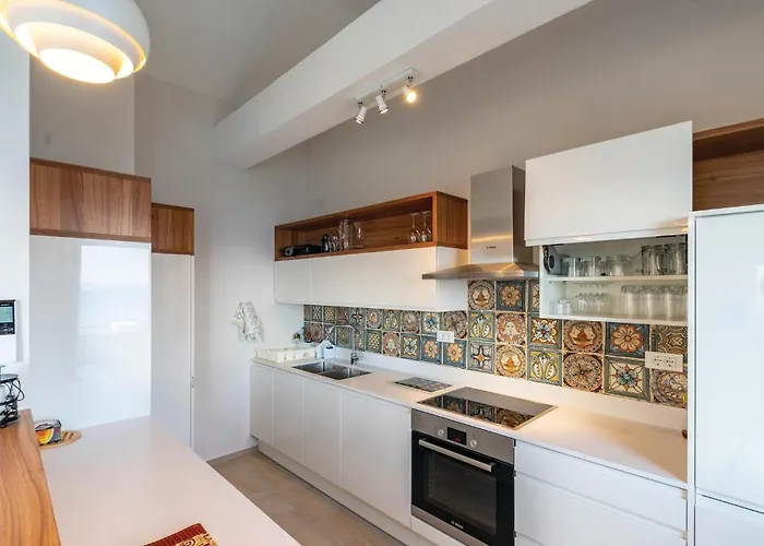 5 Bedroom Lovely In * Smokvica (Korcula)