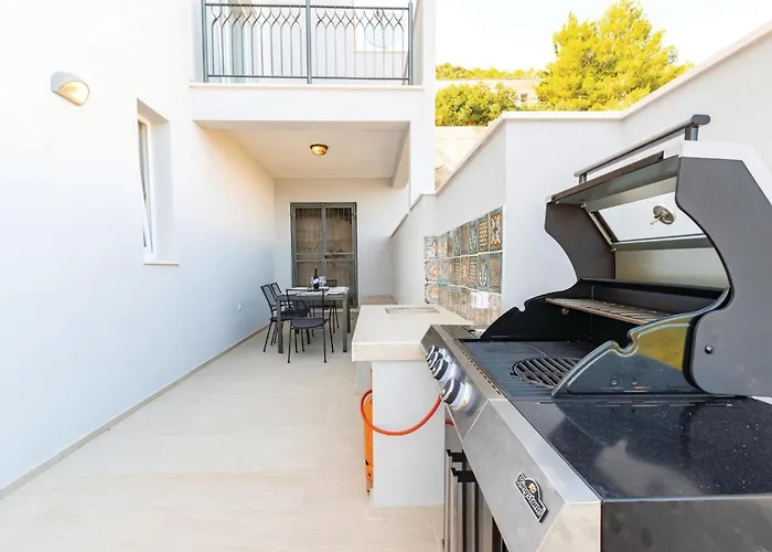 5 Bedroom Lovely In Tatil Evi *