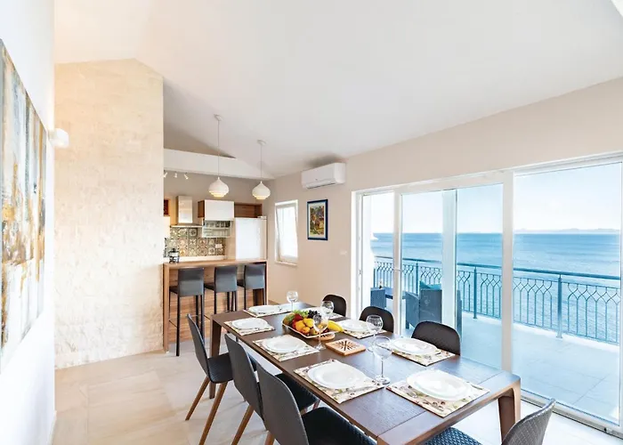 Tatil Evi 5 Bedroom Lovely In *