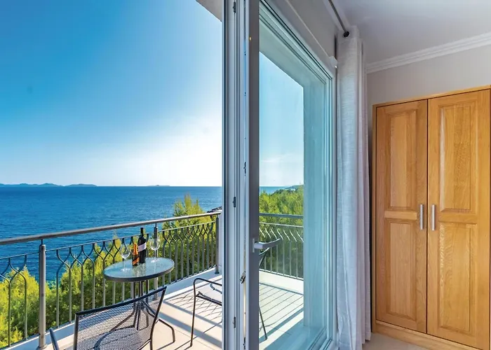 Tatil Evi 5 Bedroom Lovely In Smokvica (Korcula)
