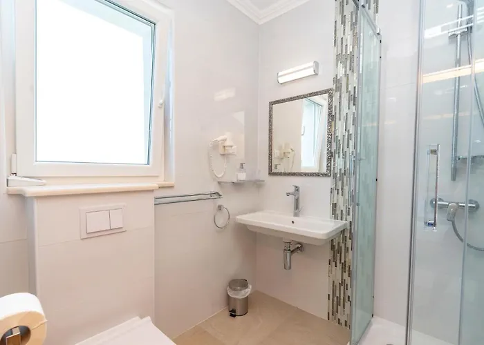 5 Bedroom Lovely In Smokvica (Korcula)